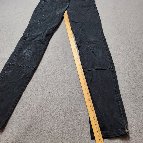 Emerson Fry distressed Black ankle jeans - Picture 14 of 15
